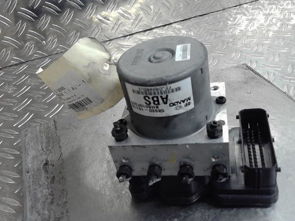 Unité hydraulique abs Kia RIO II A trois volumes (JB) 1.4 16v (2005-2011)