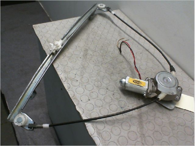 Mecanisme  moteur lève-glace avant droit Renault SCÉNIC I Monospace (JA0-1_, FA0_) 1.6 (ja00, ja16, ja15, ja19, ja1v, ja2b, ja2c, ja0b,... (1999-2003) 5 portes