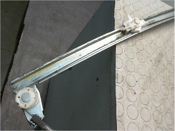 Mecanisme  moteur lève-glace avant droit Renault SCÉNIC I Monospace (JA0-1_, FA0_) 1.6 (ja00, ja16, ja15, ja19, ja1v, ja2b, ja2c, ja0b,... (1999-2003) 5 portes