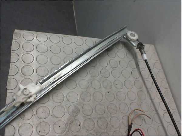 Mecanisme  moteur lève-glace avant droit Renault SCÉNIC I Monospace (JA0-1_, FA0_) 1.6 (ja00, ja16, ja15, ja19, ja1v, ja2b, ja2c, ja0b,... (1999-2003) 5 portes