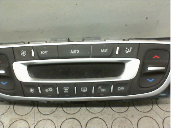 Commande de chauffage Renault SCÉNIC III (JZ0-1_) 1.6 dci (jz00, jz12) (2011) 5 portes
