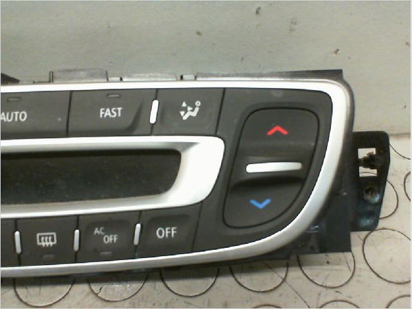 Commande de chauffage Renault SCÉNIC III (JZ0-1_) 1.6 dci (jz00, jz12) (2011) 5 portes
