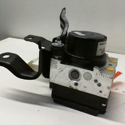 Bloc regulateur TOYOTA YARIS III Phase 2 06-2014