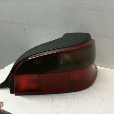 Feu arrière droit CITROEN SAXO Phase 1 03-1996--09-1999 1.4i