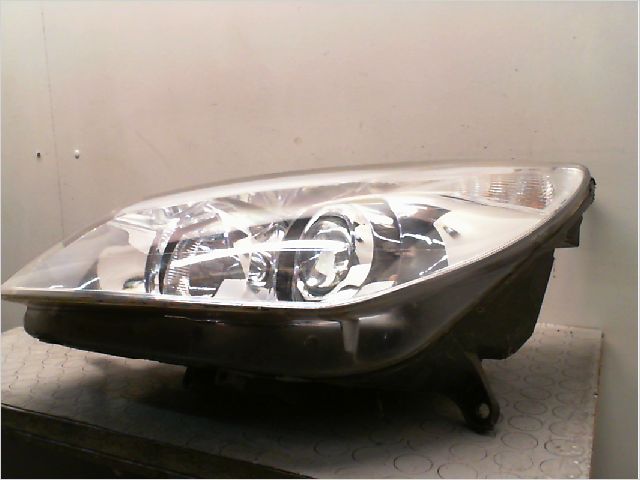 Phare gauche Citroën C5 II Break (RE_) 2.0 hdi (rerhrh) (2004)