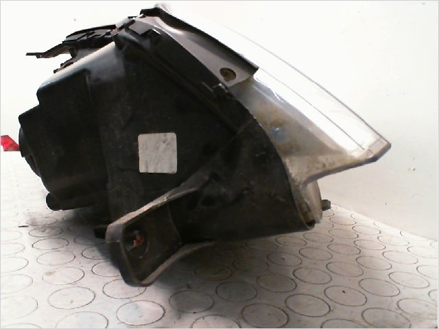 Phare gauche Citroën C5 II Break (RE_) 2.0 hdi (rerhrh) (2004)