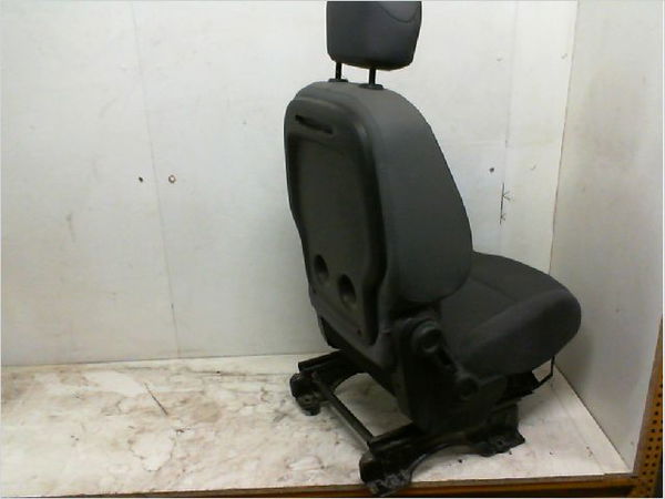 Siège avant droit CITROEN BERLINGO II Phase 2 02-2012--09-2015 1.6 HDi 75ch