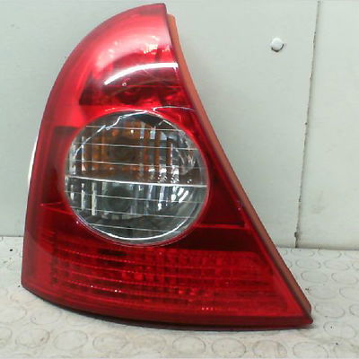 Feu arrière gauche RENAULT CLIO II Phase 2 06-2001--07-2006 1.5 DCI 65ch