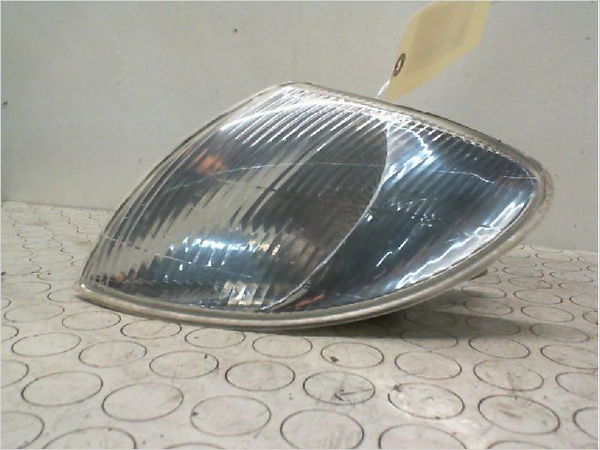 Clignotant gauche Renault MEGANE Scenic (JA0-1_) 1.9 dti (ja0n) (1997-1999)