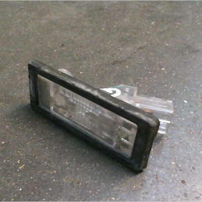 Eclaireur plaque de police g Renault GRAND SCÉNIC III (JZ0-1_) 1.6 dci (jz00, jz12) (2011) 5 portes