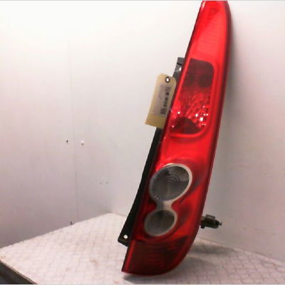 Feu arrière droit Ford FIESTA V (JH_, JD_) 1.4 tdci (2001-2008) 5 portes