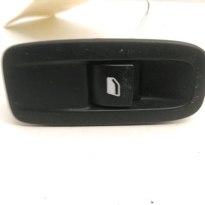 Commande leve-glace porte arrière droite Citroën C4 PICASSO II 1.6 bluehdi 120 (2014)