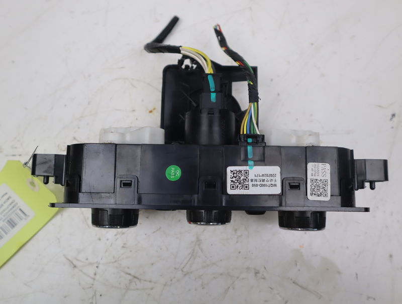 Commande de chauffage Dacia SPRING Ev (b6m1) (2020) 5 portes