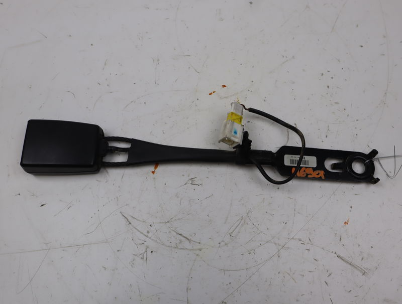 Ancrage ceinture avant droit Peugeot 3008 Monospace (0U_) 1.6 hdi (2009-2016) 5 portes