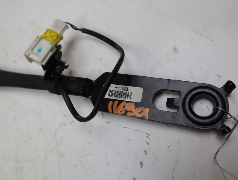 Ancrage ceinture avant droit Peugeot 3008 Monospace (0U_) 1.6 hdi (2009-2016) 5 portes