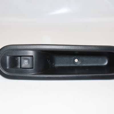 Commande lève-glace porte avant droite Renault TWINGO III (BCM_, BCA_) 0.9 tce 95 (2019)