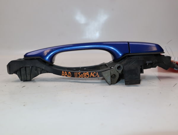 Poignee ext porte ard Volvo V50 (545) 2.0 d (2004-2010)