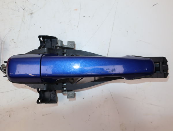 Poignee ext porte avd Volvo V50 (545) 2.0 d (2004-2010)