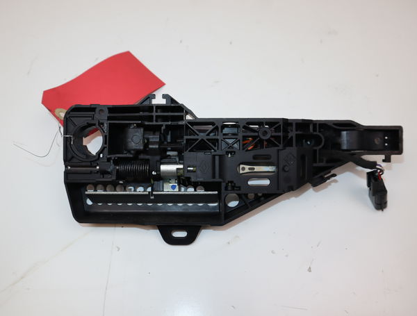 Poignee ext porte avg Renault CAPTUR I (J5_, H5_) 1.2 tce 120 (2013)