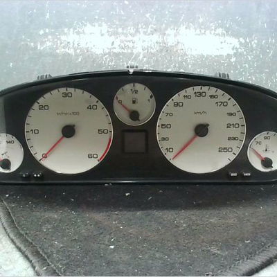 Compteur PEUGEOT 607