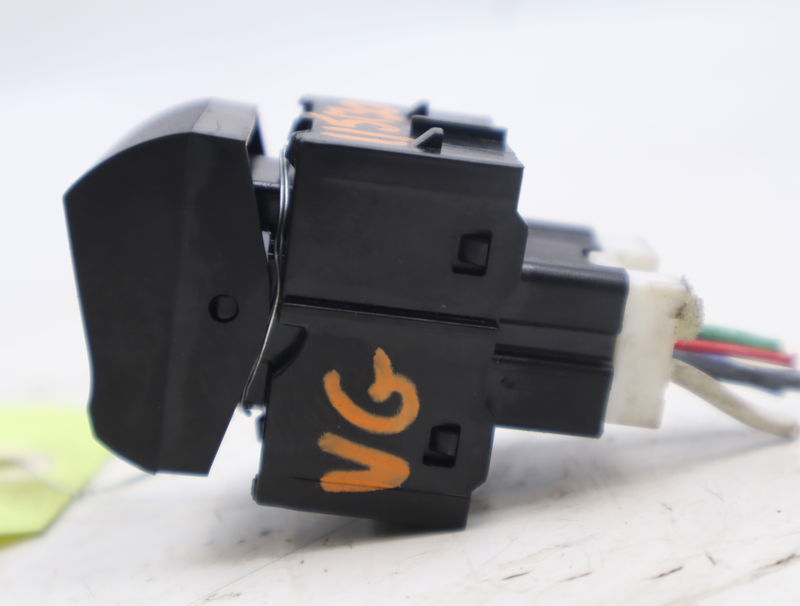 Commande lève-glace porte avant gauche Dacia SPRING Ev (b6m1) (2020) 5 portes