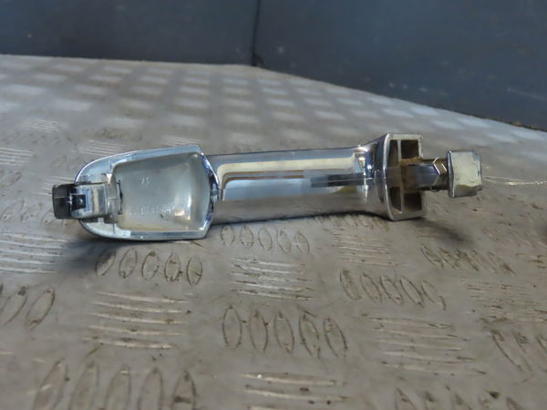 Poignee ext porte ard TOYOTA HILUX