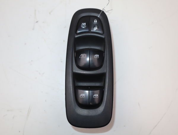 Commande lève-glace porte avant gauche Renault KADJAR (HA_, HL_) 1.2 tce 130 (2015)