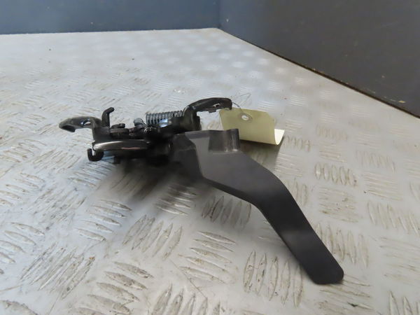 Serrure capot RENAULT ARKANA