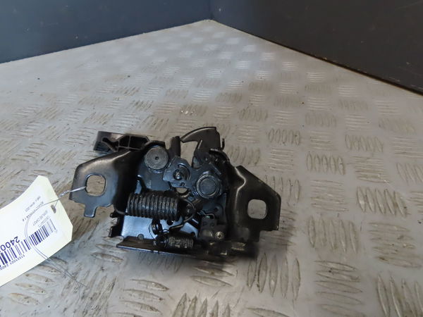 Serrure capot RENAULT ARKANA