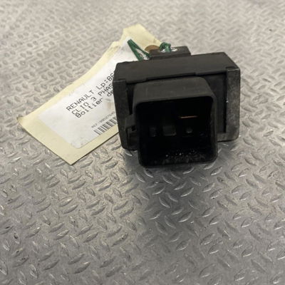 Boitier de préchauffage Renault CLIO III (BR0-1, CR0-1) 1.5 dci (br0h, cr0h, cr1s, br1s) (2005-2014) 3 portes