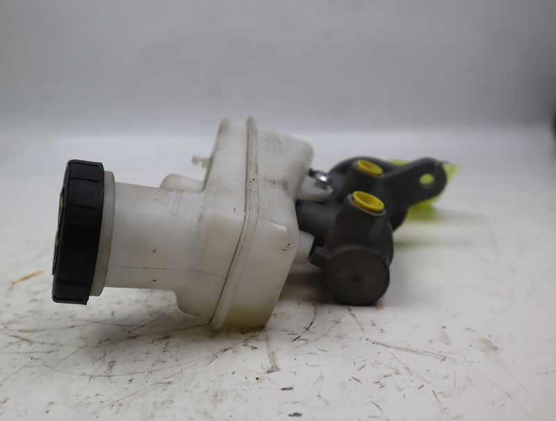 Maitre cylindre Dacia SPRING Ev (b6m1) (2020) 5 portes