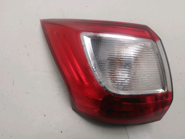 Feu arrière gauche FORD GRAND C-MAX