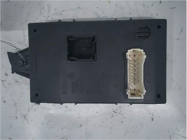 Platine fusible habitacle Dacia DUSTER (HS_) 1.5 dci 4x4 (hsmc, hsmd) (2010-2018) 5 portes