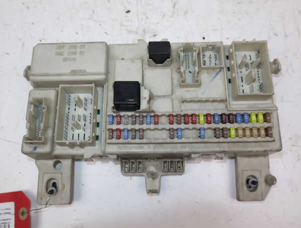 Platine fusible av Volvo V50 (545) 2.0 d (2004-2010)