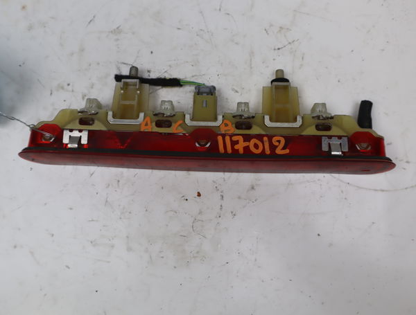 Feux stop supplementaire Peugeot 207-207 (WA_, WC_) 1.6 hdi 110 (2009-2012)