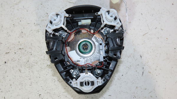 Airbag volant Opel CORSA E (X15) 1.4 (08, 68) (2014)