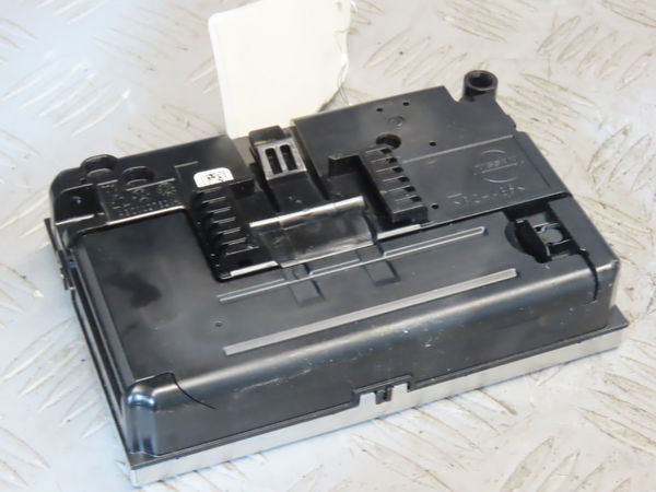 Amplificateur autoradio RENAULT ARKANA