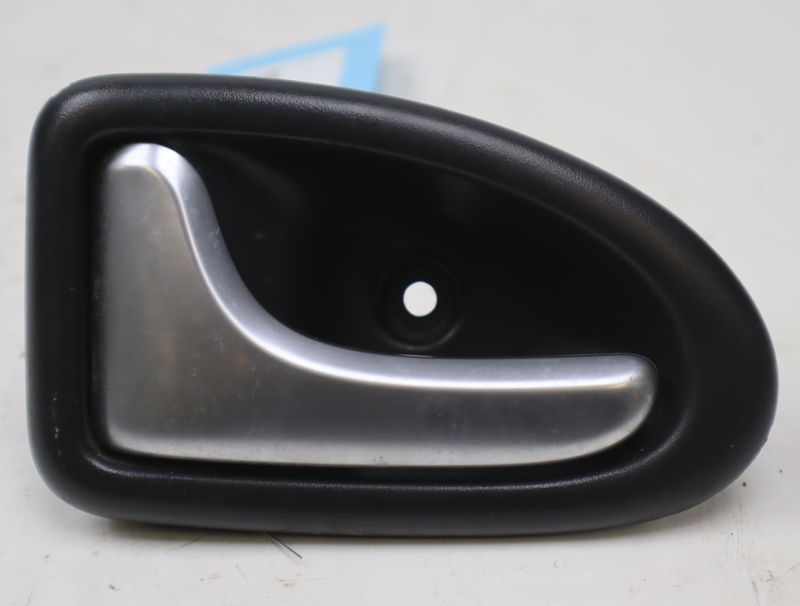 Poignee int porte avg Renault CLIO II (BB_, CB_) 1.5 dci (bb3n, cb3n) (2007-2009)