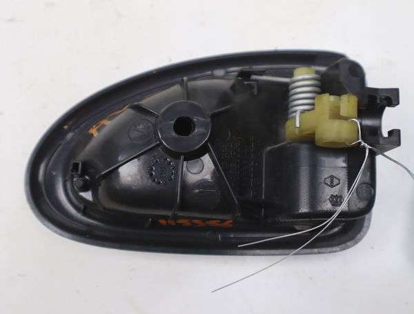 Poignee int porte avg Renault CLIO II (BB_, CB_) 1.5 dci (bb3n, cb3n) (2007-2009)