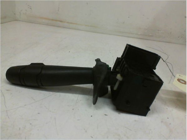 Commande essuie glace Renault MEGANE I Break (KA0-1_) 1.9 dci (ka05, ka1f) (2001-2003)