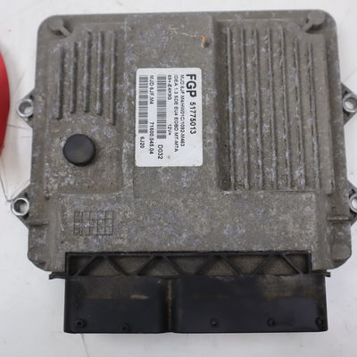 Calculateur moteur Fiat IDEA (350_) 1.3 d multijet (2004)