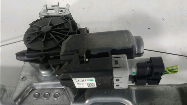 Mecanismemoteur leve-glace avg PEUGEOT 207