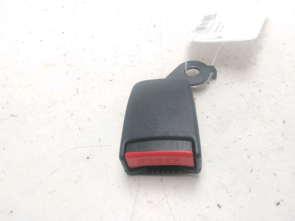 Ancrage ceinture arrière gauche CITROEN XSARA PICASSO