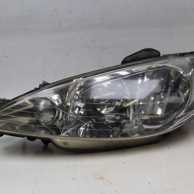 Phare gauche Peugeot 206 3-5 portes (2A-C) 1.4 i (1998-2012) 3 portes