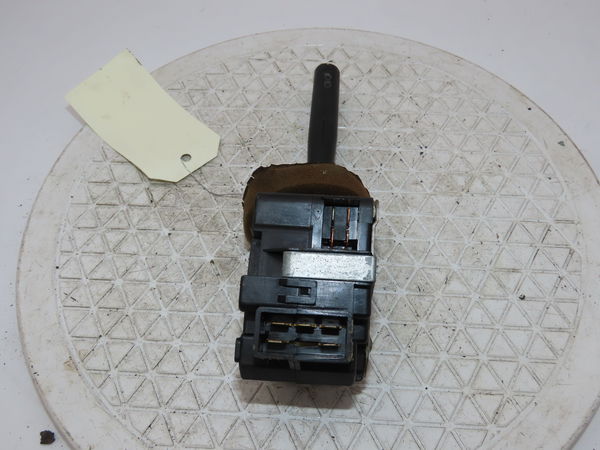 Commande clignotant PEUGEOT 205