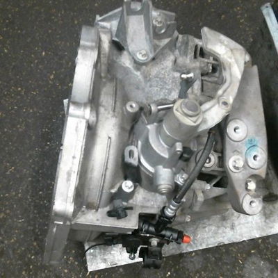 Boîte à vitesse mecanique OPEL MERIVA