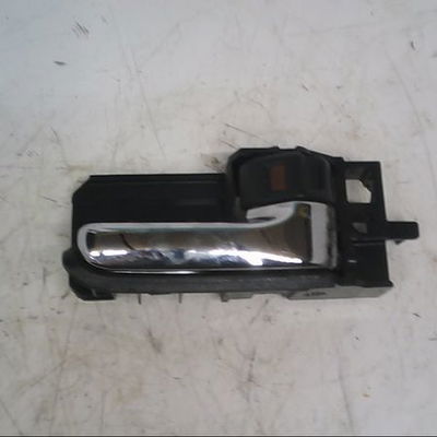 Poignee int porte avg Toyota COROLLA (_E12_) 2.0 d-4d (cde120r_, cde120l_) (2002-2006)