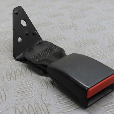 Ancrage ceinture arrière gauche PEUGEOT 208