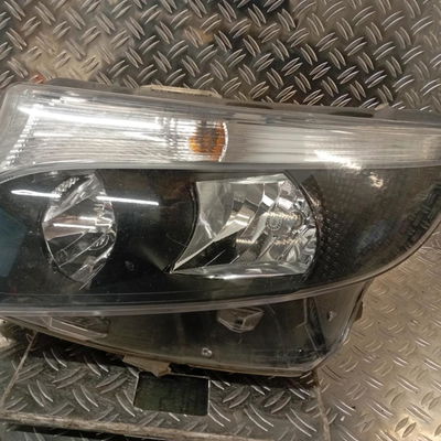 Phare gauche Mercedes-benz VITO Camionnette (W447) 109 cdi (447.601, 447.603, 447.605) (2014)