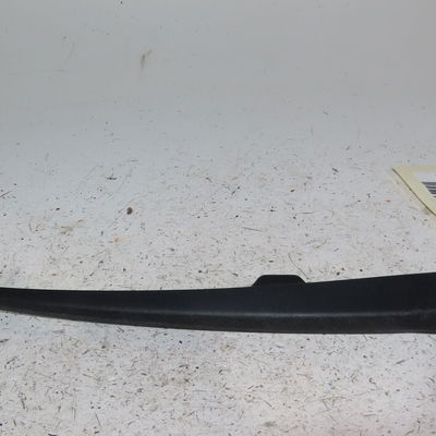 Bras essuie-glace arrière Peugeot 306 3-5 portes (7A, 7C, N3, N5) 1.4 (1993-2001) 5 portes